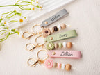 Personalized Daisy Keychain, Engraved Faux Leather, Beaded Flower Charm